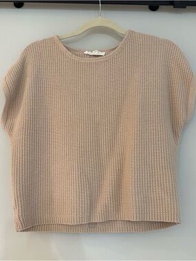 Women’s Short-Sleeve Knit Tee in Light Beige